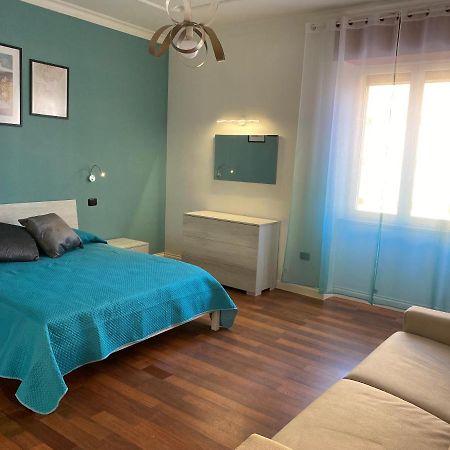 L'Aurora Guest House Castellammare di Stabia Exterior photo